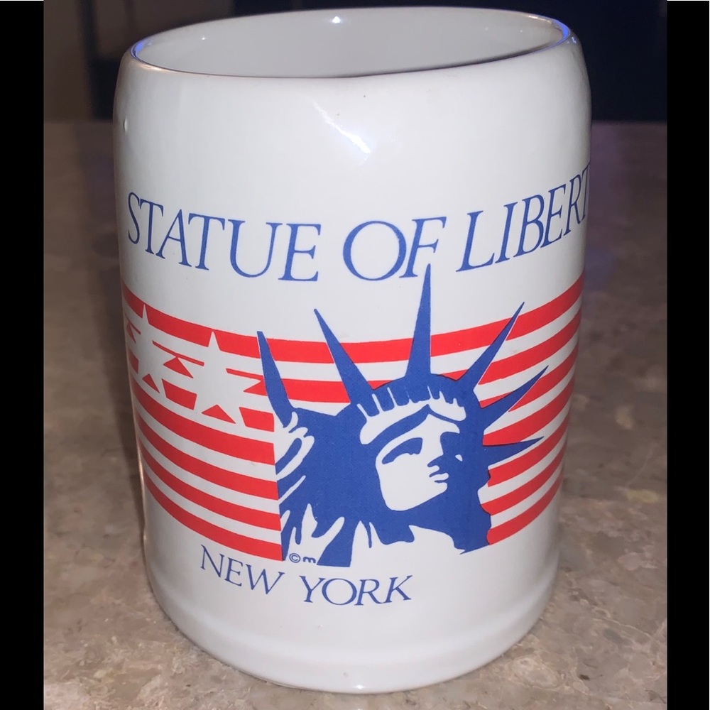 Vintage New York Statue of Liberty Mug